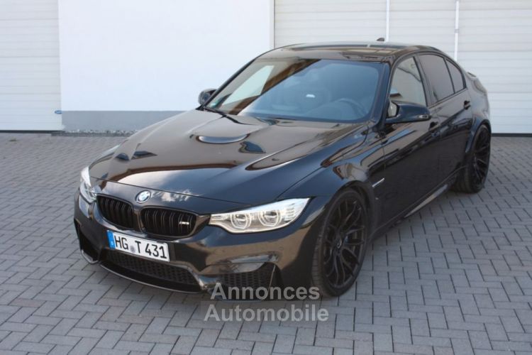 BMW M3 BMW M3 F80 431 CARBON*HKardon*XENON*LED*360°*JA 19 Compét.* Toit Carbon* Garantie 12 Mois - <small></small> 52.990 € <small>TTC</small> - #1