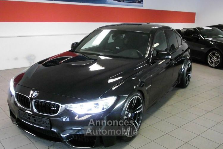 BMW M3 Echappement sport / tête haute / 19 / Garantie 12 mois - <small></small> 50.900 € <small>TTC</small> - #1