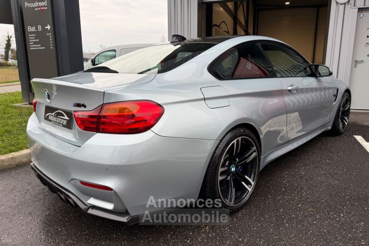 BMW M4 (F82) Coupé 3.0i 431ch DKG7 Française Entretien JA 19 M Volant Performance Caméra 270° Tête Haute HarmanKardon Inserts Carbone Toit Cuir électrique - <small></small> 42.990 € <small>TTC</small> - #3