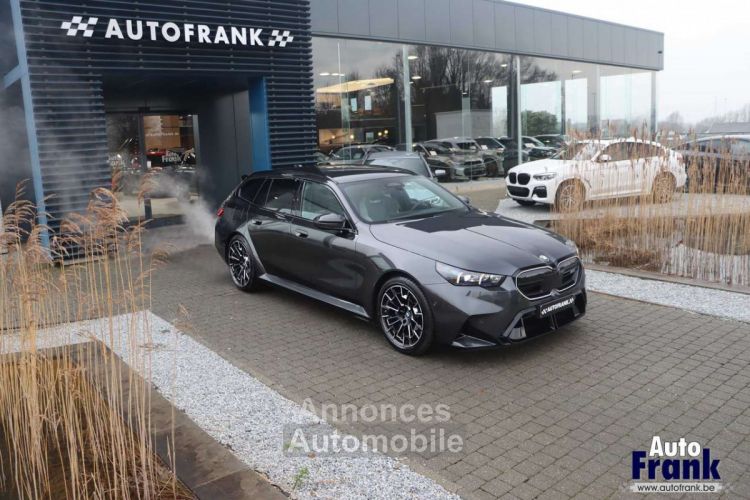 BMW M5 TOURING 360CAM PANO CARBON DRIV PRO B&W - <small></small> 164.950 € <small>TTC</small> - #9