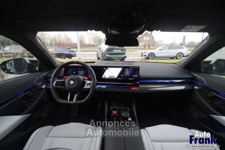 BMW M5 TOURING 360CAM PANO CARBON DRIV PRO B&W - <small></small> 164.950 € <small>TTC</small> - #29