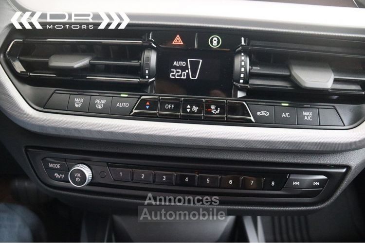 BMW Série 1 116 dA ADVANTAGE BUSINESS - NAVI DAB MIRROR LINK LEDER LIVE COCKPIT PLUS 17.700km!!! - <small></small> 28.495 € <small>TTC</small> - #27