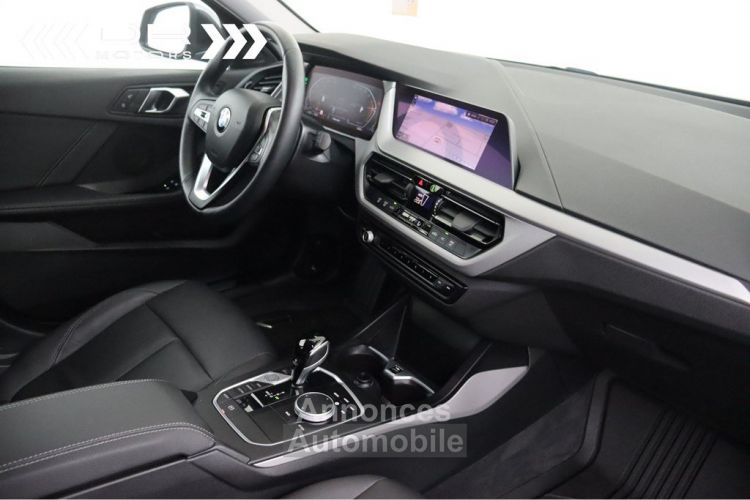 BMW Série 1 116 dA ADVANTAGE BUSINESS - NAVI DAB MIRROR LINK LEDER LIVE COCKPIT PLUS 17.700km!!! - <small></small> 27.995 € <small>TTC</small> - #15