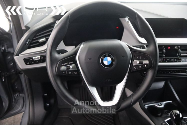 BMW Série 1 116 dA ADVANTAGE BUSINESS - NAVI DAB MIRROR LINK LEDER LIVE COCKPIT PLUS 17.700km!!! - <small></small> 27.995 € <small>TTC</small> - #35