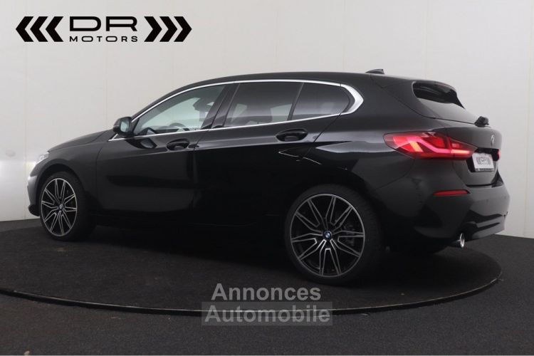 BMW Série 1 116 dA ADVANTAGE BUSINESS - NAVI LEDER 8.605km!! - <small></small> 28.995 € <small>TTC</small> - #8