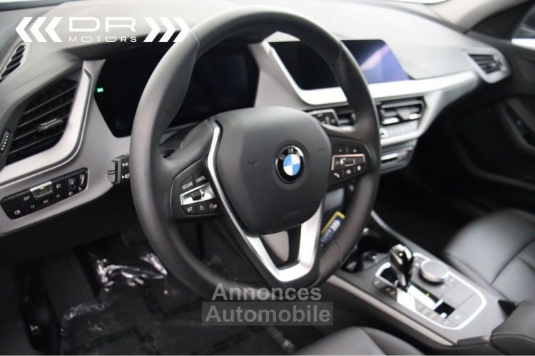 BMW Série 1 116 dA ADVANTAGE BUSINESS - NAVI LEDER 8.605km!! - <small></small> 28.995 € <small>TTC</small> - #35