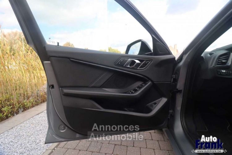 BMW Série 1 118 I AUT SPORTLINE MEMO CAM NAVI KEYLESS - <small></small> 28.950 € <small>TTC</small> - #21