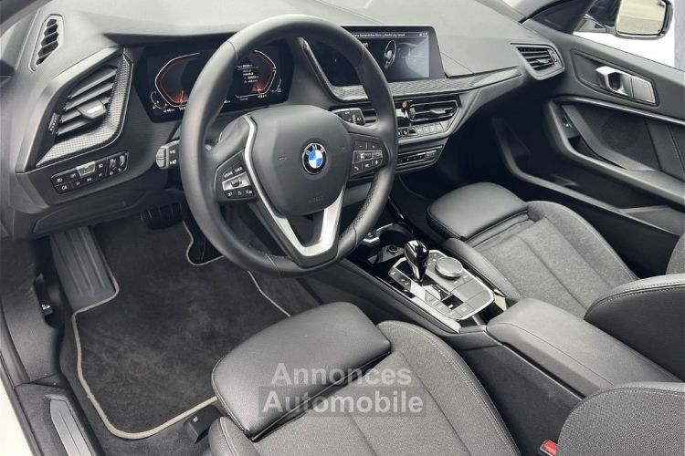 BMW Série 1 118i Sport Line Automatik Navi LED PDC - <small></small> 23.890 € <small>TTC</small> - #9