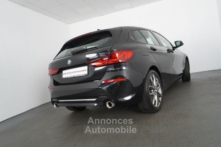 BMW Série 1 120i 5-Türer Luxury Line, VOLANT MSPORT, TETE HAUTE, ATTELAGE, TOIT PANO - <small></small> 25.910 € <small>TTC</small> - #4