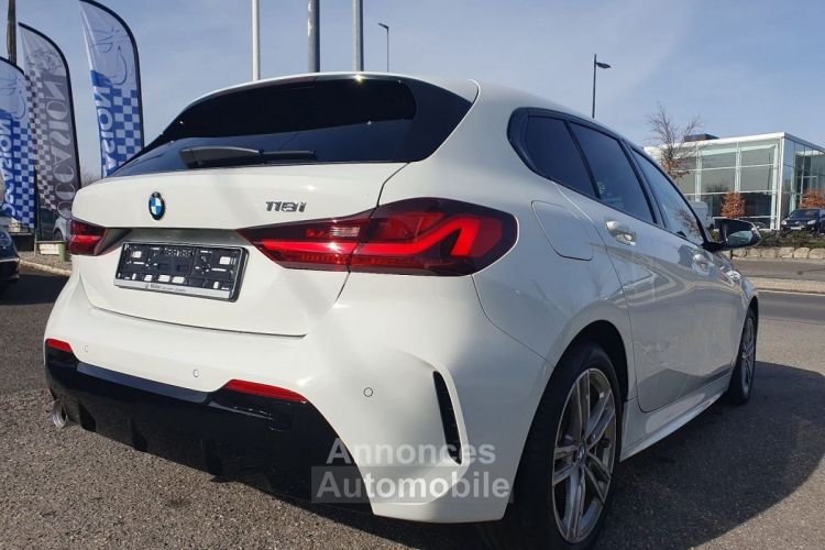 BMW Série 1 SERIE (F40) 118IA 136CH M SPORT DKG7 - <small></small> 25.990 € <small>TTC</small> - #4