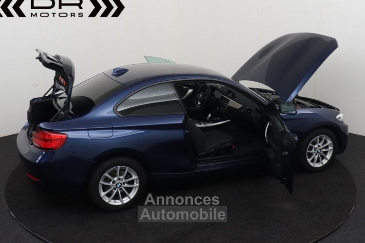 BMW Série 2 218 iA Coupe - NAVIGATIE LED LEDER - <small></small> 19.995 € <small>TTC</small> - #10