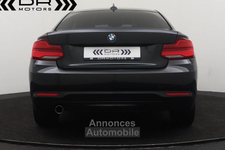 BMW Série 2 218 iA Coupe - NAVIGATIE LED LEDER - <small></small> 17.495 € <small>TTC</small> - #9