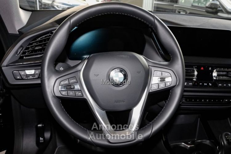 BMW Série 2 218i Gran Coupe Sport Line Sportsitze MF  - <small></small> 29.940 € <small>TTC</small> - #9