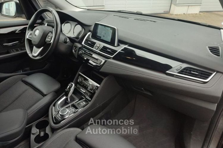 BMW Série 2 220i Active Tourer Sport Line Navi Pano  - <small></small> 23.750 € <small>TTC</small> - #7