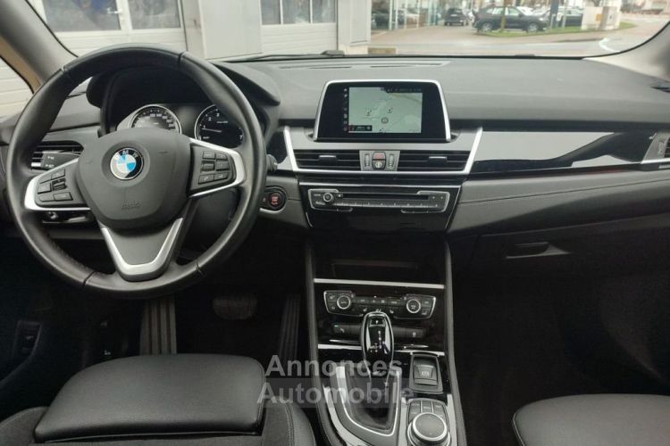 BMW Série 2 220i Active Tourer Sport Line Navi Pano  - <small></small> 23.750 € <small>TTC</small> - #9