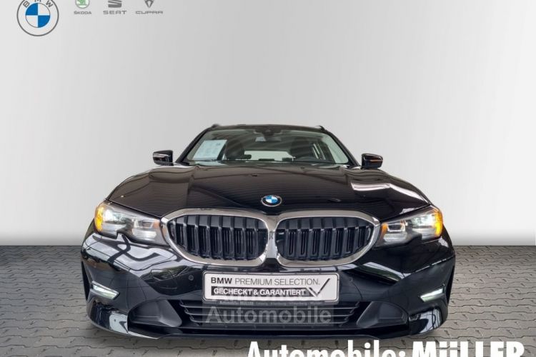 BMW Série 3 318 d Touring LED Navi SHZ Temp PDC - <small></small> 25.850 € <small>TTC</small> - #2