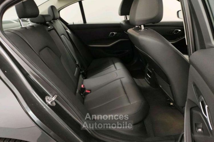 BMW Série 3 318 dA Berline - <small></small> 25.990 € <small>TTC</small> - #8