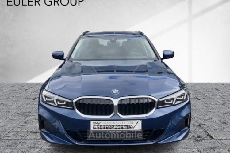 BMW Série 3 318 i A Touring Navi digitales Cockpit  - <small></small> 32.395 € <small>TTC</small> - #1