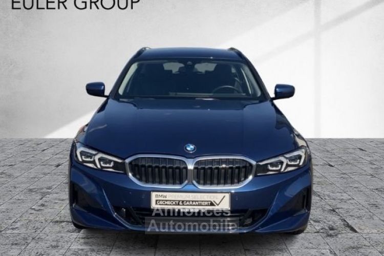 BMW Série 3 318 iA Touring 17 LC Widescreen - <small></small> 33.475 € <small>TTC</small> - #2