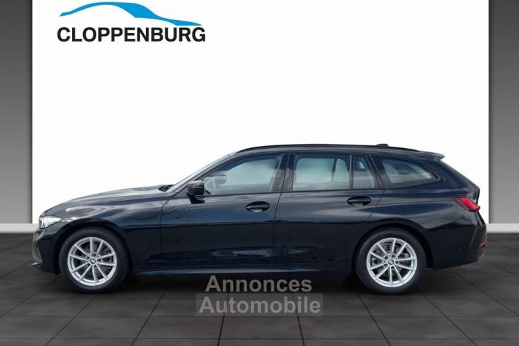 BMW Série 3 318d Touring Aut. Navi DAB Tempomat  - <small></small> 34.445 € <small>TTC</small> - #2