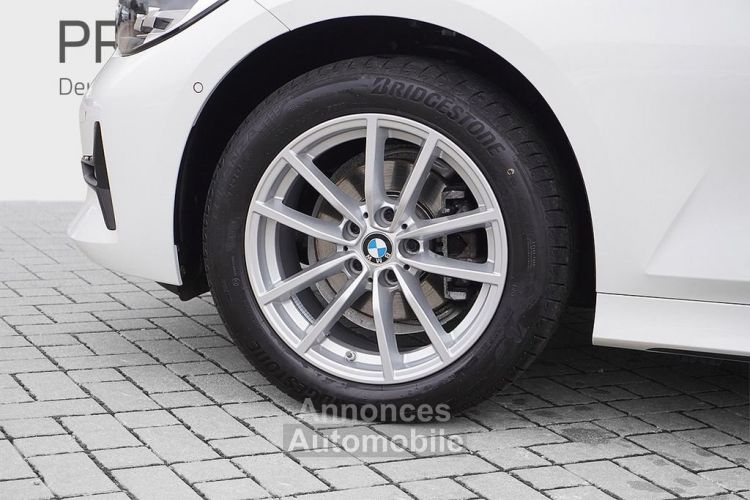 BMW Série 3 318d Touring Sport Line Kamera LED  - <small></small> 28.900 € <small>TTC</small> - #2