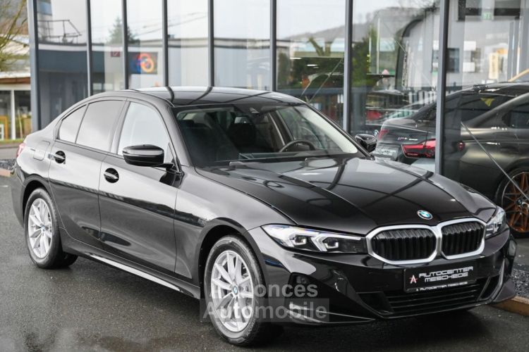 BMW Série 3 318i Limousine Steptronic Navi - <small></small> 32.790 € <small>TTC</small> - #3