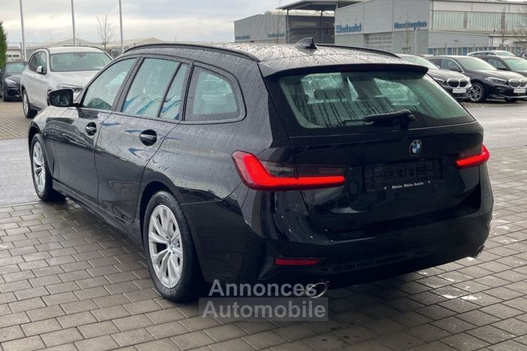 BMW Série 3 318i Touring Advatage - <small></small> 26.745 € <small>TTC</small> - #9