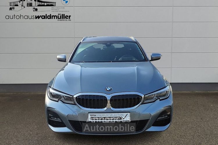 BMW Série 3 318i Touring M Sport SONDERLACKIERUNG  - <small></small> 32.909 € <small>TTC</small> - #3