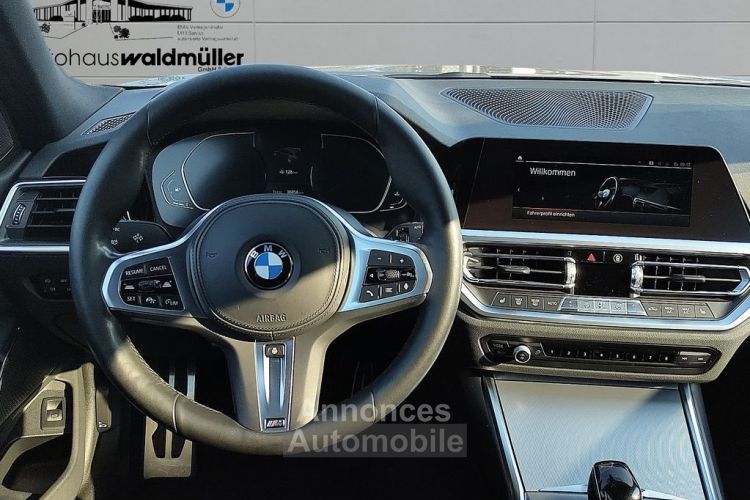 BMW Série 3 318i Touring M Sport SONDERLACKIERUNG  - <small></small> 32.909 € <small>TTC</small> - #10