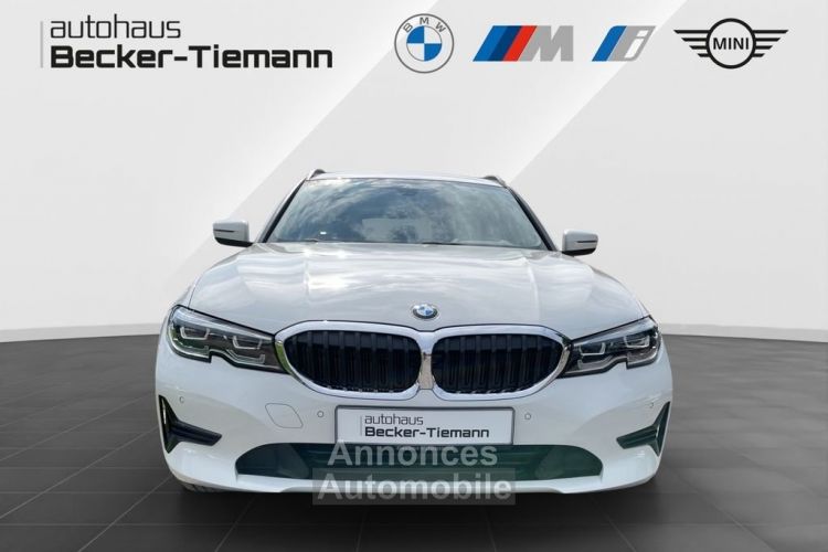 BMW Série 3 318i Touring,A,Modell - <small></small> 28.910 € <small>TTC</small> - #2