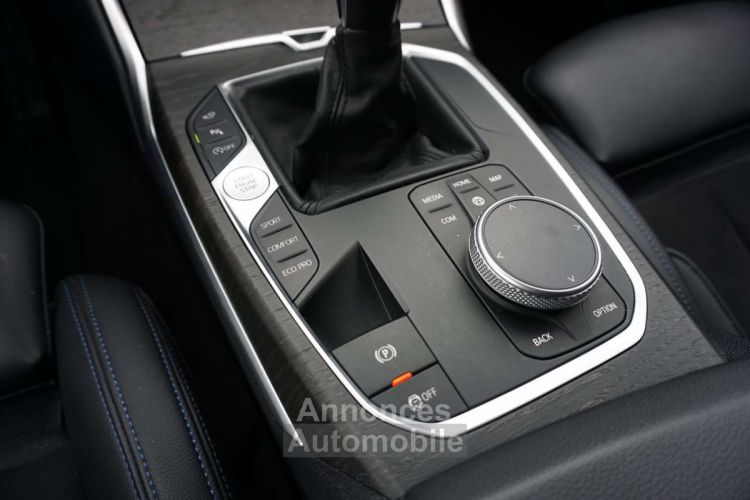 BMW Série 3 320 d PACK M COCKPIT CAM 360 NAVI PRO HEAD UP - <small></small> 20.990 € <small>TTC</small> - #22