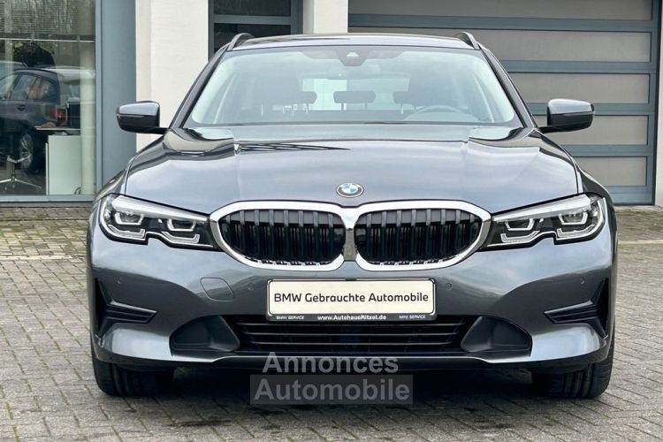 BMW Série 3 320d Aut. xDrive Touring Advantage DAB  - <small></small> 29.670 € <small>TTC</small> - #2