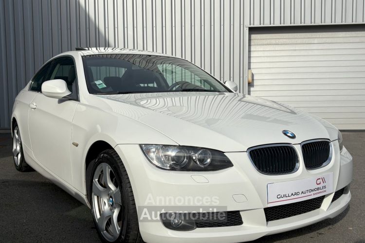 BMW Série 3 320d COUPE CONFORT 177ch (E92) BVM6 - <small></small> 8.900 € <small>TTC</small> - #4