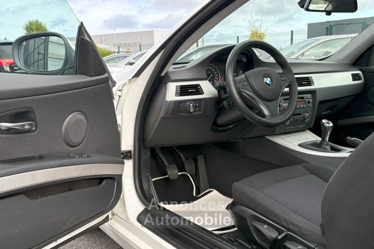 BMW Série 3 320d COUPE CONFORT 177ch (E92) BVM6 - <small></small> 8.900 € <small>TTC</small> - #12