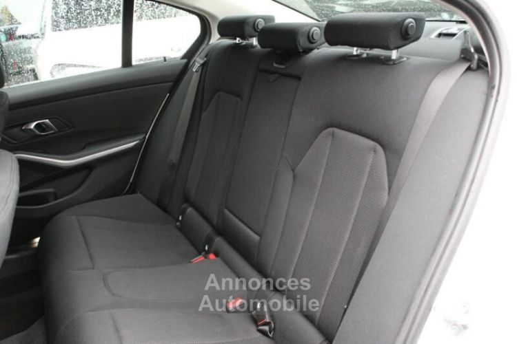 BMW Série 3 320e Lim. Navi Prof. Kamera. Park. Ass.  - <small></small> 26.745 € <small>TTC</small> - #10