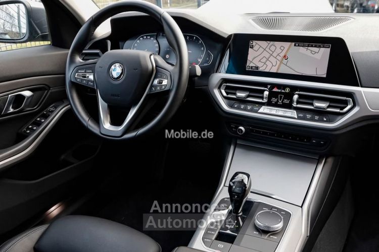 BMW Série 3 320i Advantage Automatik Aut. Klimaaut. - <small></small> 27.940 € <small>TTC</small> - #5