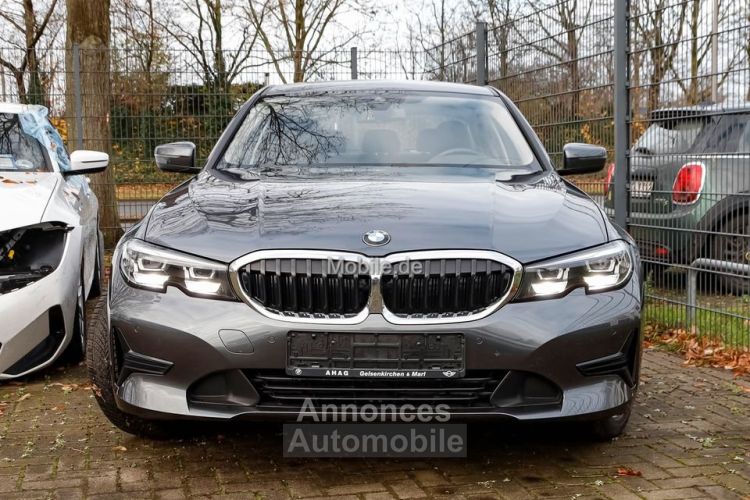 BMW Série 3 320i Advantage Automatik Aut. Klimaaut. - <small></small> 27.940 € <small>TTC</small> - #7