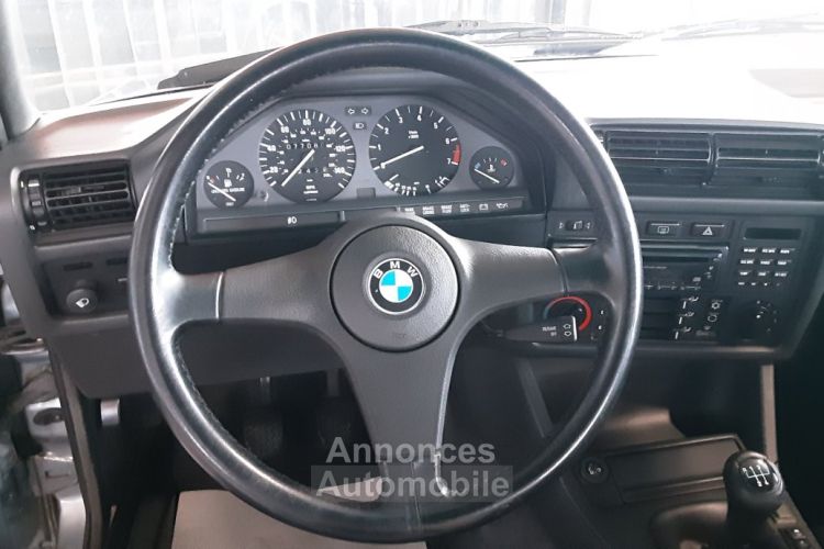 BMW Série 3 325 I E30 CABRIOLET BOITE MECA v6 - <small></small> 27.900 € <small>TTC</small> - #22