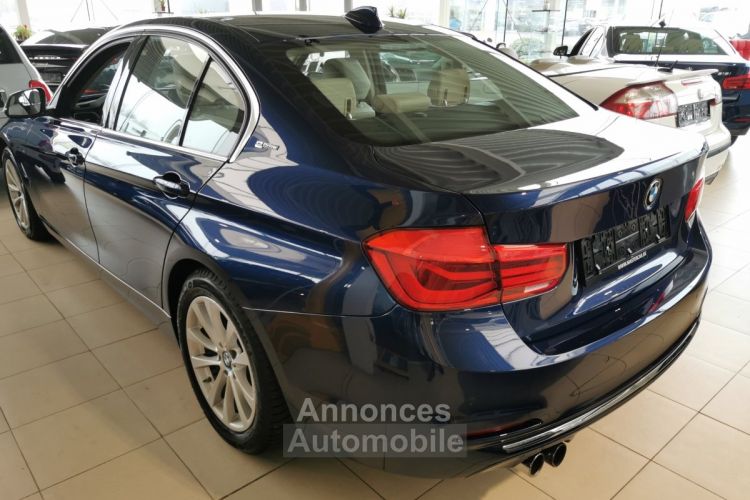 BMW Série 3 330 330e iPERFORMANCE HYBRID/BENZINE - <small></small> 17.850 € <small>TTC</small> - #19