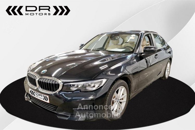 BMW Série 3 330 e ADVANTAGE - LEDER NAVI LED DAB HiFi - <small></small> 29.995 € <small>TTC</small> - #1