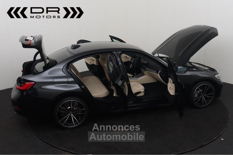 BMW Série 3 330 e ADVANTAGE - LEDER NAVI LED DAB HiFi - <small></small> 29.995 € <small>TTC</small> - #10