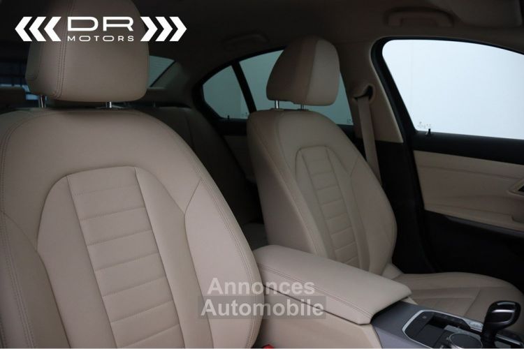 BMW Série 3 330 e ADVANTAGE - LEDER NAVI LED DAB HiFi - <small></small> 29.995 € <small>TTC</small> - #13