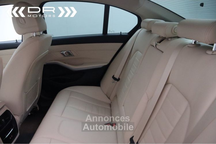 BMW Série 3 330 e ADVANTAGE - LEDER NAVI LED DAB HiFi - <small></small> 29.995 € <small>TTC</small> - #45