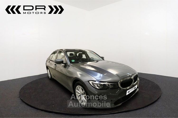 BMW Série 3 330 e ADVANTAGE - LEDER NAVI LED DAB HiFi - <small></small> 28.995 € <small>TTC</small> - #2