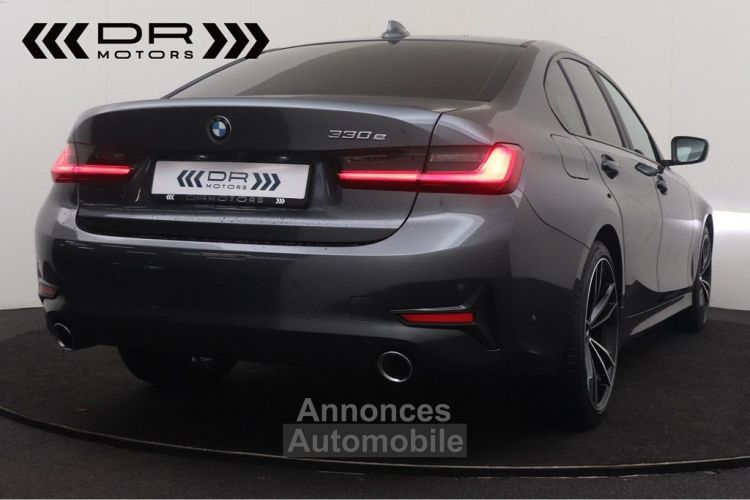 BMW Série 3 330 e ADVANTAGE - LEDER NAVI LED DAB HiFi - <small></small> 28.995 € <small>TTC</small> - #7