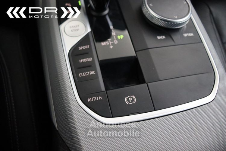 BMW Série 3 330 e ADVANTAGE - LEDER NAVI LED DAB HiFi - <small></small> 28.995 € <small>TTC</small> - #30