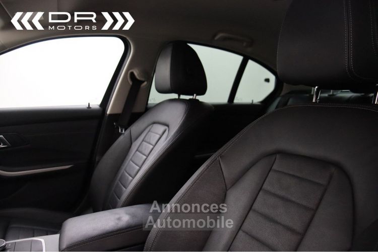 BMW Série 3 330 e ADVANTAGE - LEDER NAVI LED DAB HiFi - <small></small> 28.995 € <small>TTC</small> - #40