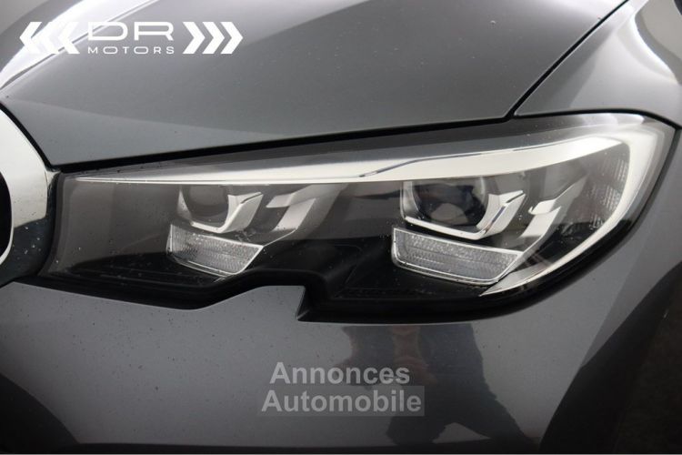 BMW Série 3 330 e ADVANTAGE - LEDER NAVI LED DAB HiFi - <small></small> 28.995 € <small>TTC</small> - #47