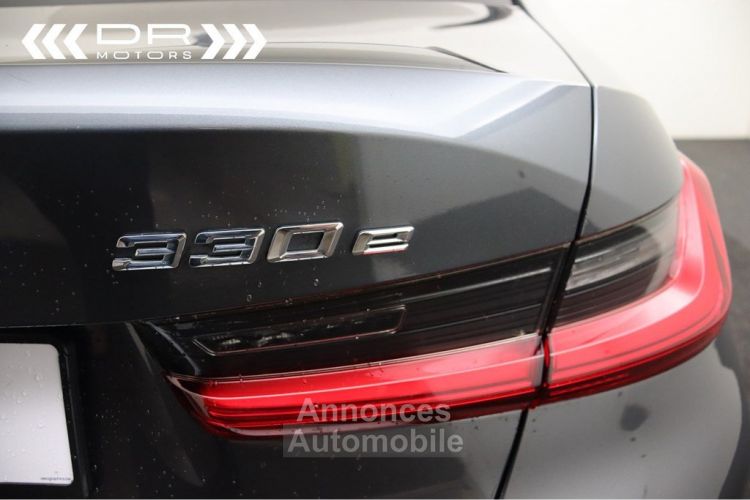 BMW Série 3 330 e ADVANTAGE - LEDER NAVI LED DAB HiFi - <small></small> 28.995 € <small>TTC</small> - #48