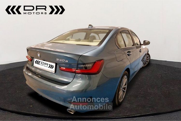 BMW Série 3 330 e ADVANTAGE - LEDER NAVI LED PANODAK TREKHAAK - <small></small> 25.995 € <small>TTC</small> - #2